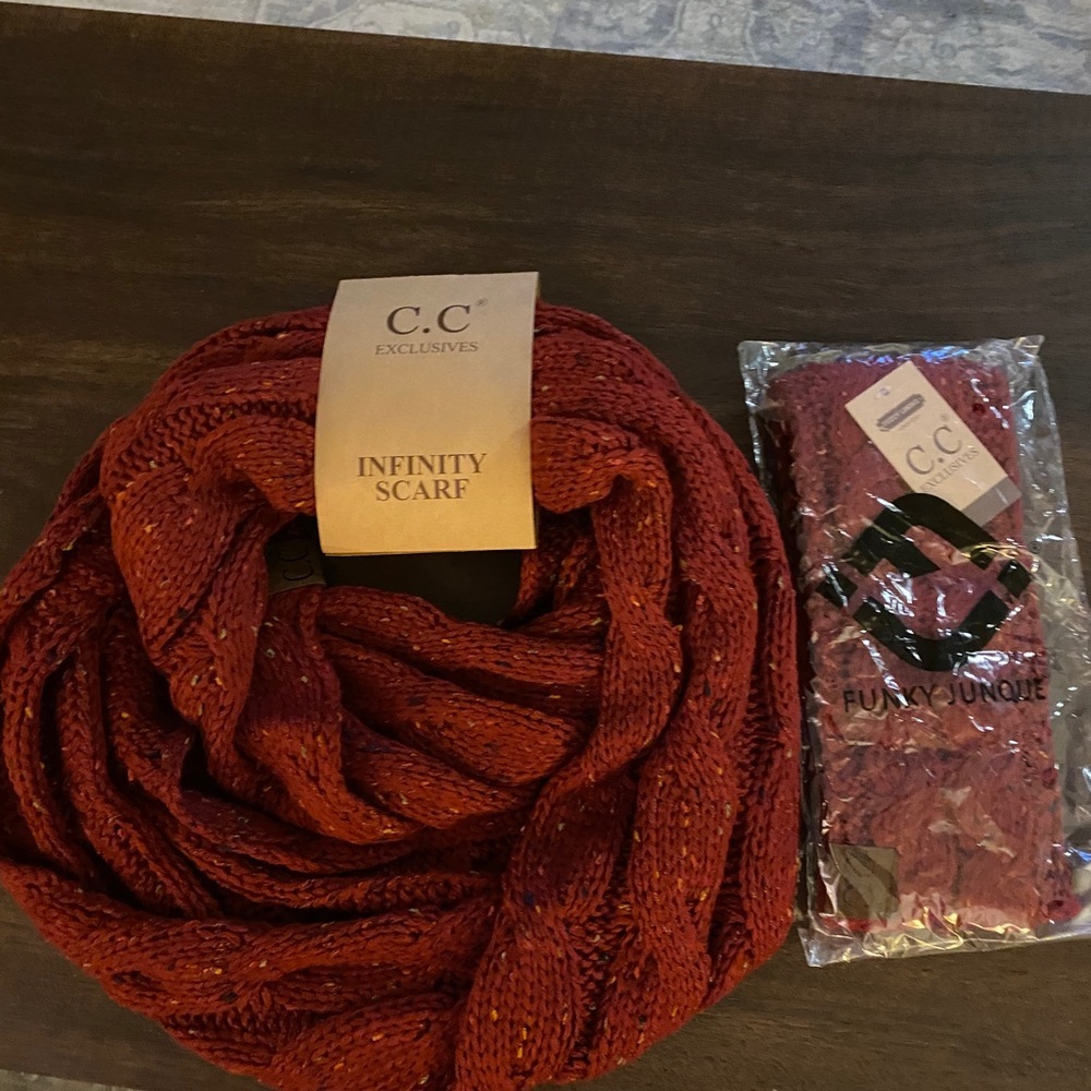 Cranberry infinity scarf and  matching head band​